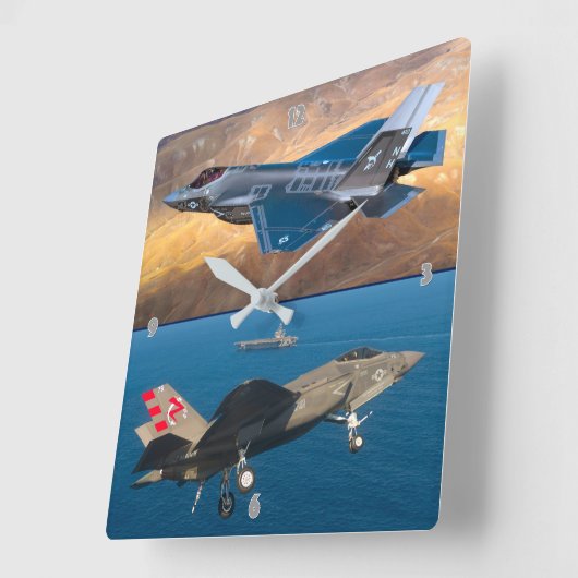 F-35C LICHTING II VIERKANTE KLOK (Hoek)