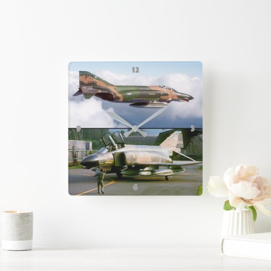 F-4 FANTOM VIERKANTE KLOK (Huis)