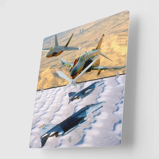 F-4 FANTOM VIERKANTE KLOK (Hoek)