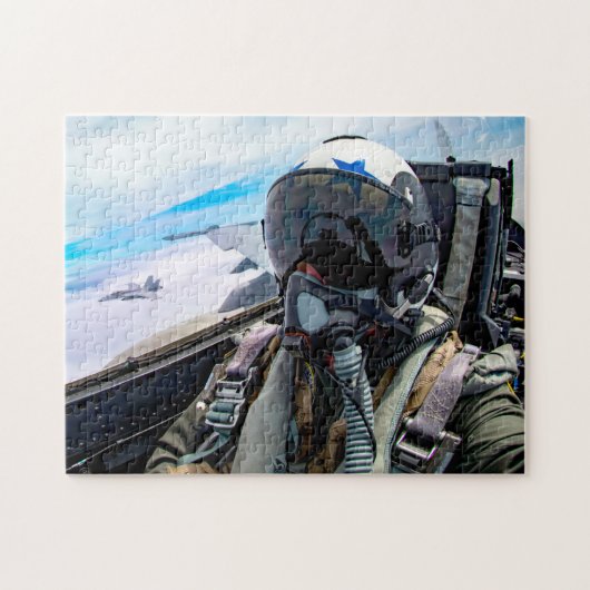 F/A-18E SUPER HORNET PILOT (11x14 INCH) Legpuzzel (Horizontaal)