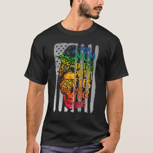 F Bomb mama met Tattoos ogen en dik T-shirt (Voorkant)