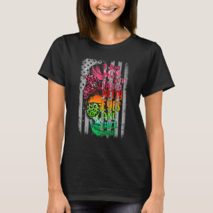 F Bomb mama met Tattoos ogen en dik T-shirt
