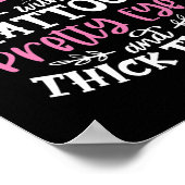 F Bombmama met tattoos  ogen en dik Poster (Hoek)