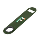 F Monogram overlay op Ierse vlag bot Speed Flessenopener (Achterkant Gekanteld)