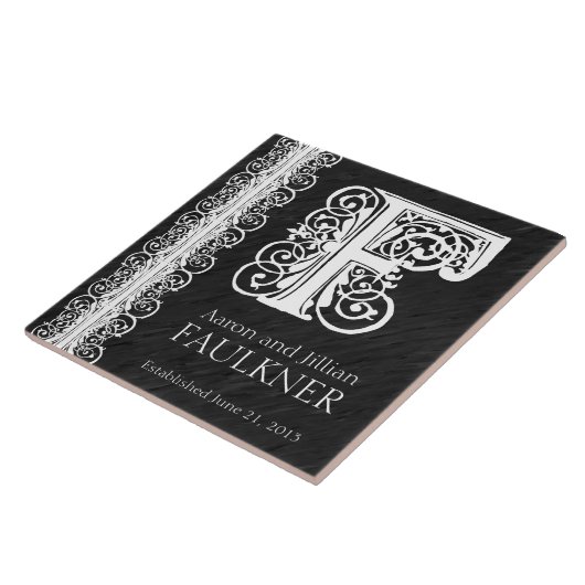 F Monogram "Witte kant op zwart" bruiloft Tegel Tegeltje (Zijkant)