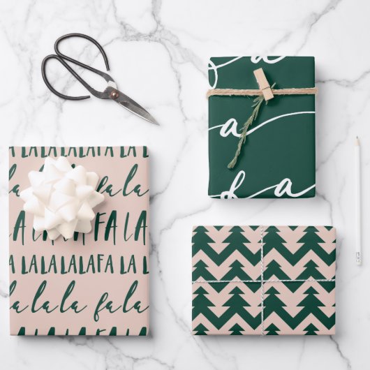 FA LA Green & Pink Typographic Kerstcarol Inpakpapier Vel (Voorkant)