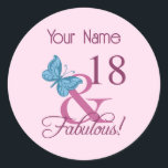Fabulous 18th Birthday Ronde Sticker<br><div class="desc">Een schattig verjaardagsgeschenk voor vrouwen die een mijlpaal worden. Viel een prachtige verjaardag met een geweldig design met een  vlinder. Pas het aan door een douanenaam toe te voegen.</div>