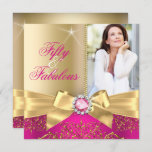 Fabulous 50 Foto Gold Pink Bow 50th Birthday Kaart<br><div class="desc">Fabulous 50, Foto, Gold & Roze boog met goudvocht. Elegant modern en stijlvol 50th Birthday Party Invitations. Al Occasion nodigt uit voeg de uitnodiging van de Foto toe. Alle Occasies verjaardagsuitnodiging. Pas je aan met je eigen details en leeftijd. Sjabloon voor Sweet 16, 16th, Quinceanera 15th, 18th, 20th, 21th, 30th,...</div>