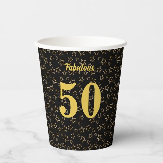 Fabulous 50 verjaardag en sterren op zwart papieren bekers (Voorkant)