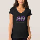 Fabulous 60th | Modern Elegant Paarse Birthday T-shirt<br><div class="desc">Viel je geweldige 60ste verjaardag feest met dit moderne,  elegante T-shirt met penseelhandschrift en paars/zwart design. Een deel van het "Fabulous 60th"-collectie.  bericht onder het ontwerp.</div>