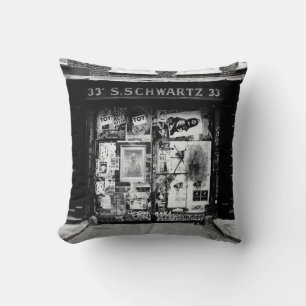  FACADE VAN DE OUDE WINKEL OP DE STREET KUSSEN