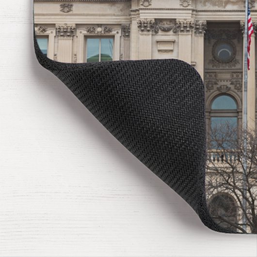 façade van landmark milwaukee public library muismat (Hoek)