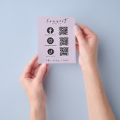 Facebook Instagram Tiktok QR Code Trendy Paarse Flyer (Hand)