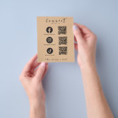 Facebook Instagram TikTok QR Code Trendy Rustiek Flyer (Hand)