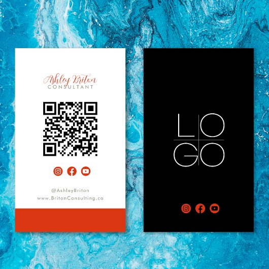 Facebook YouTube Social Media QR Code installeren Visitekaartje