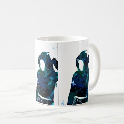 Faceless Mok shot (Voorkant rechts)