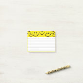 Facturen, gelaagd papier post-it® notes (Op bureau)