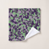 faded green and violet camo abstract bad handdoek (Wasdoekje)