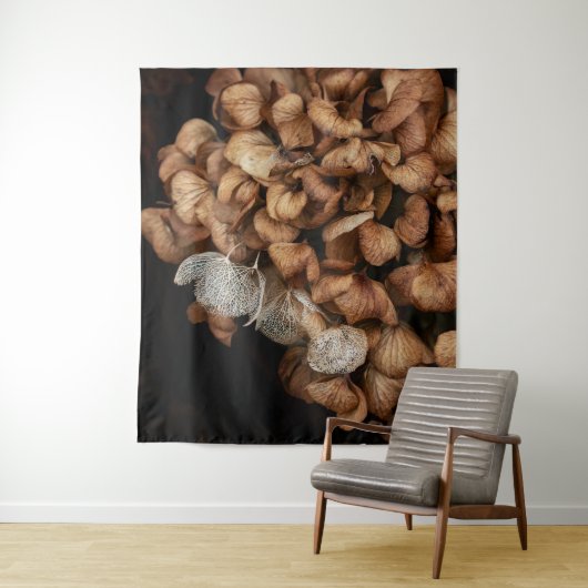 Faded hydrangea wandkleed (In situ)