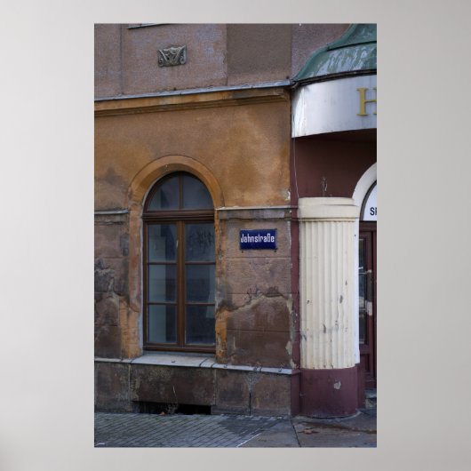 Fading Facade in Lobau, Duitsland Poster (Voorkant)