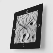 Fading Footprints and Memories Vierkante Klok (Hoek)