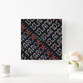 Faeröer Denemarken Typografie voor vlaggenkleuren Vierkante Klok (Huis)