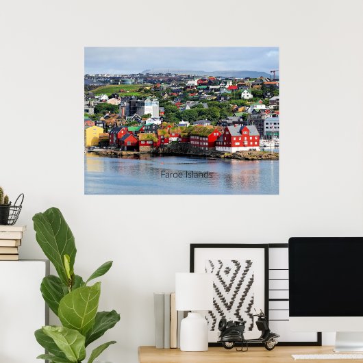 Faeröer, panoramisch uitzicht van Torshavn Poster (Thuiskantoor)