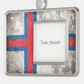Faeröer Verzilverd Omlijst Ornament (Links)