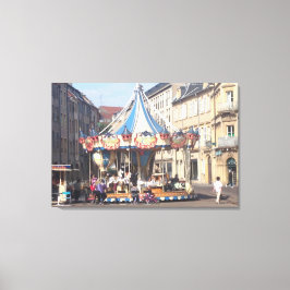 Fair Ground Roundabout in een oude Franse stad Canvas Afdruk