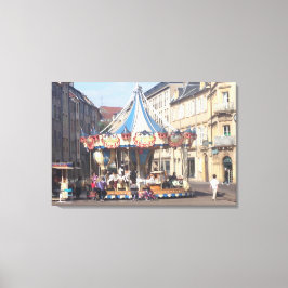Fair Ground Roundabout in een oude Franse stad Canvas Afdruk