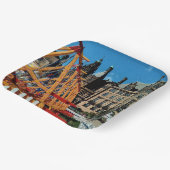 Fair, in het centrum van de stad papieren bordje (Gebogen)