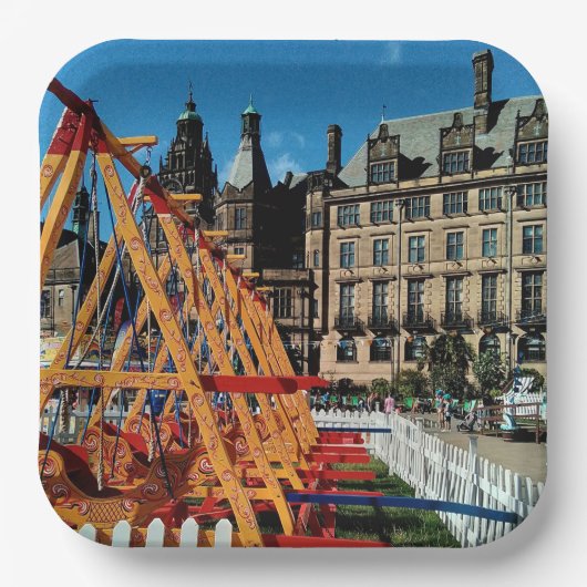 Fair, in het centrum van de stad papieren bordje (Voorkant)