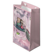 Fairy and Owl Whimsical Fantasy Art Klein Cadeauzakje (Voorkant Gekanteld)