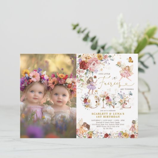 Fairy Eerste 1e Verjaardag Twin Girls Floral Garde Kaart (Staand voorkant)