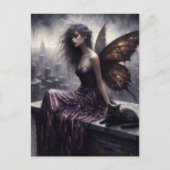 Fairy en haar zwarte kat kijken uit over de stad briefkaart (Voorkant)