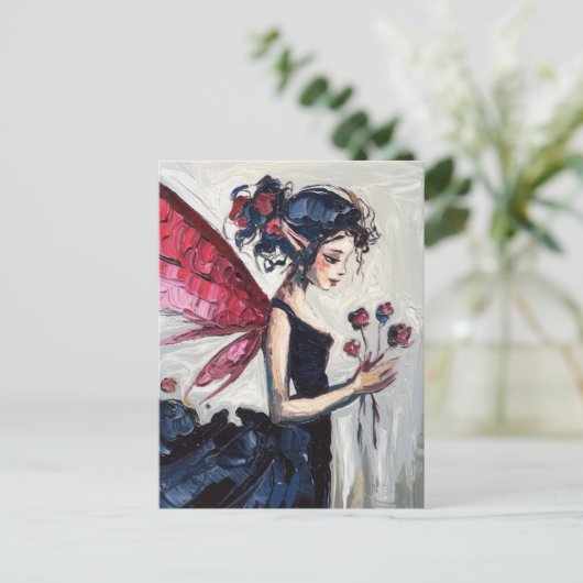 Fairy in een zwarte jurk met bloemen briefkaart (Staand voorkant)