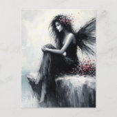 Fairy in een zwarte jurk zittend op een rand van d briefkaart (Voorkant)