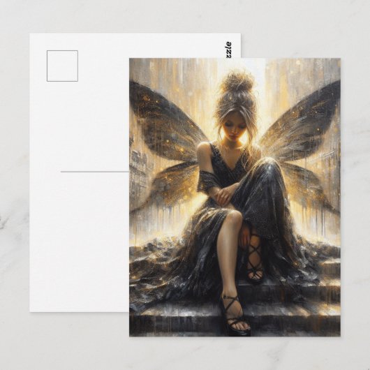 Fairy in een zwarte jurk zittend op een trap briefkaart (Voorkant / Achterkant)
