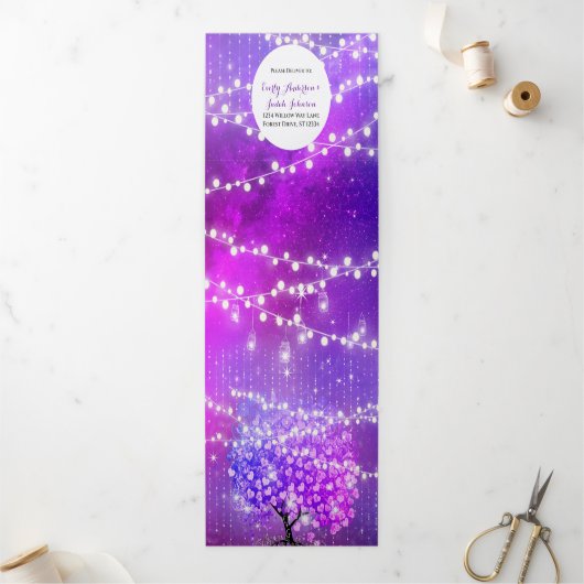 Fairy Lights Elegant Plum Pink Heart Weddenschap Drieluik Uitnodiging (Buitenkant)