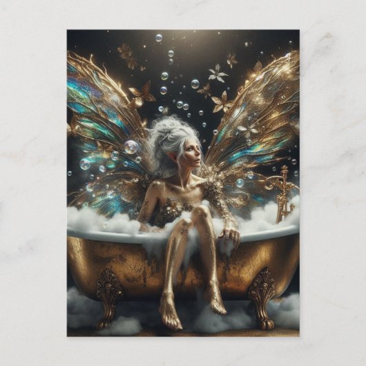 Fairy vrouw neemt een bubbelbad in een gouden kuip briefkaart (Voorkant)