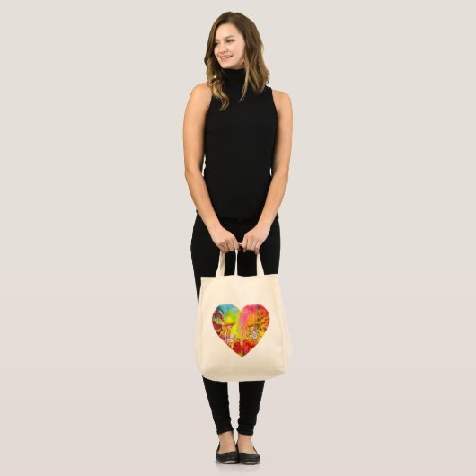 FAITEN VAN DE DAWN FANTASY HEART TOTE BAG (Voorkant (model))