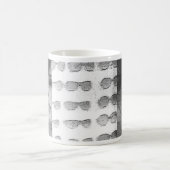 Faith Koffiemok (Center)