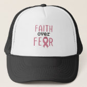 Faith Over Fear Breast Cancer Awareness Trucker Pet (Voorkant)