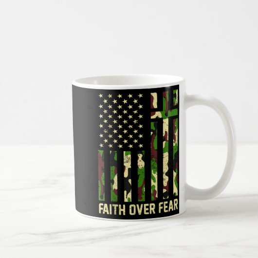 Faith Over Fear Christian Americn Flag Camouflage Koffiemok (Rechts)