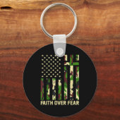 Faith Over Fear Christian Americn Flag Camouflage Sleutelhanger (Voorkant)