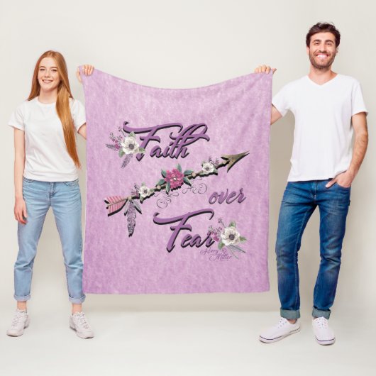 Faith Over Fear Fleece Blanket Deken (In situ)