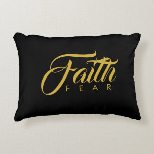 Faith Over Fear Gold en Black Accent Kussen