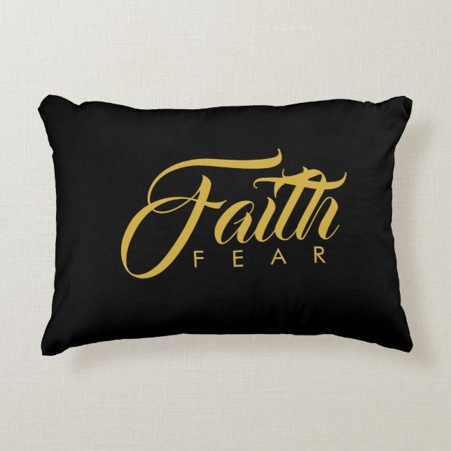 Faith Over Fear Gold en Black Accent Kussen (Voorkant)