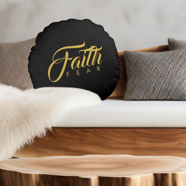 Faith Over Fear Gold en Black Rond Kussen (Creator heeft geüpload)