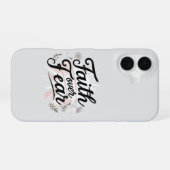 Faith Over Fear Phone Case iPhone 16 Hoesje (Achterkant horizontaal)